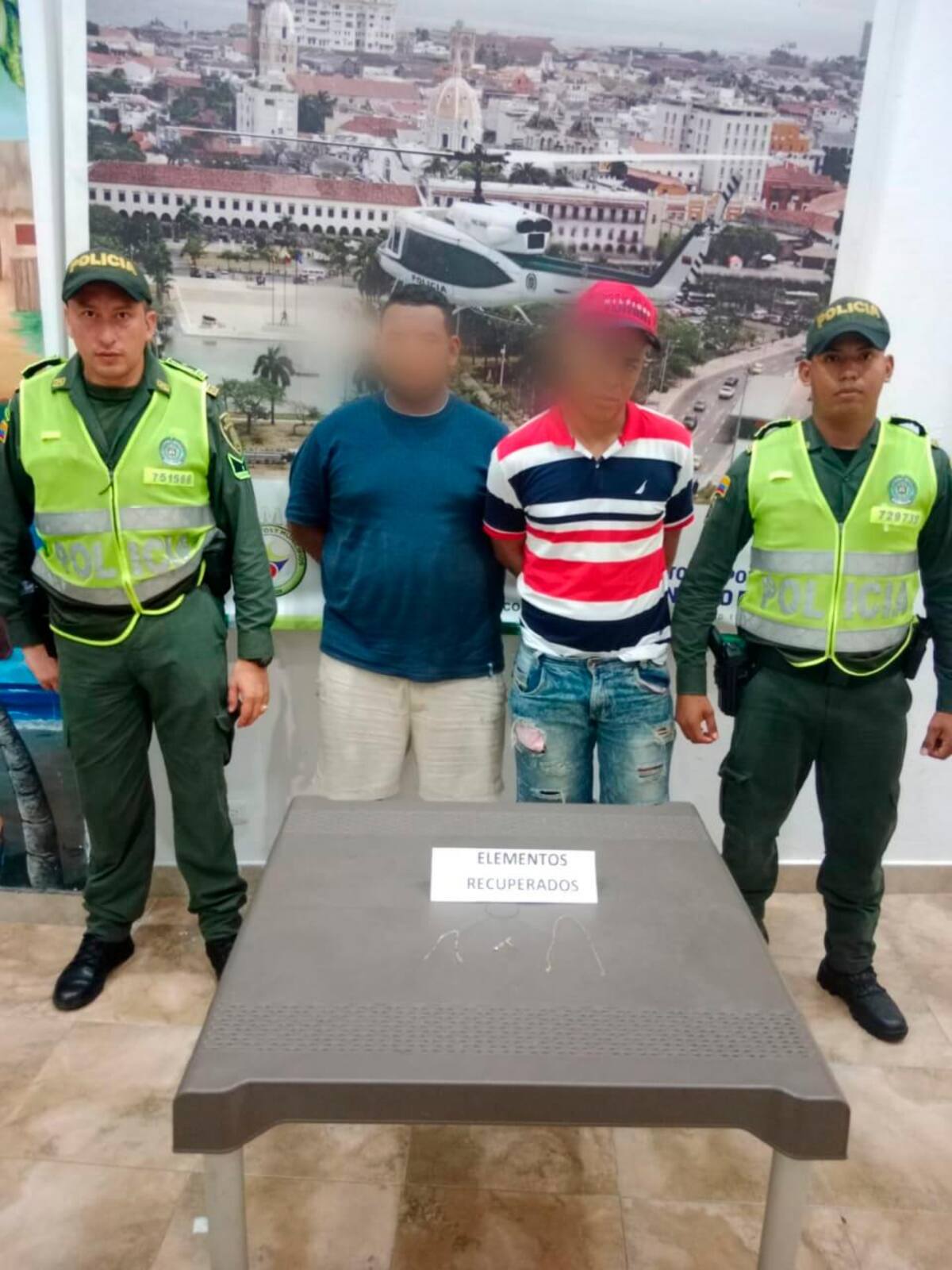 Los capturados fueron dejados en poder de la Fiscalía.