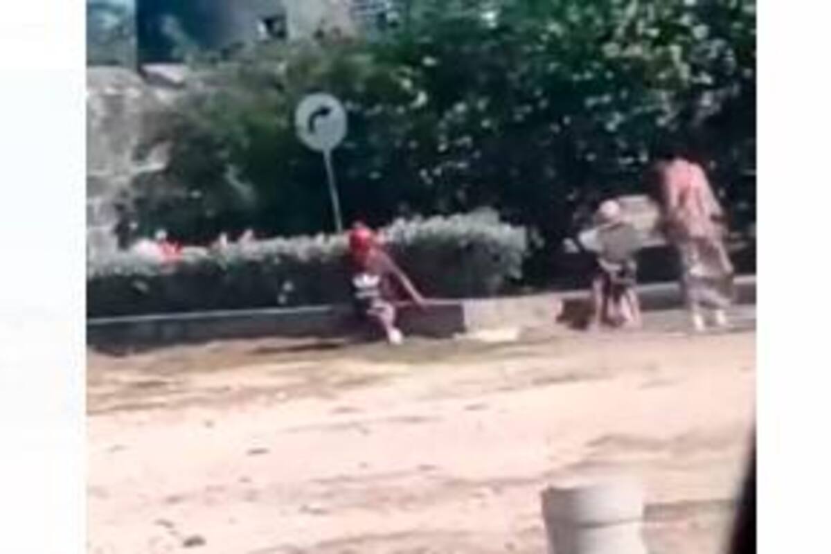 Video: captan a turistas supuestamente defecando en pleno Centro Histórico