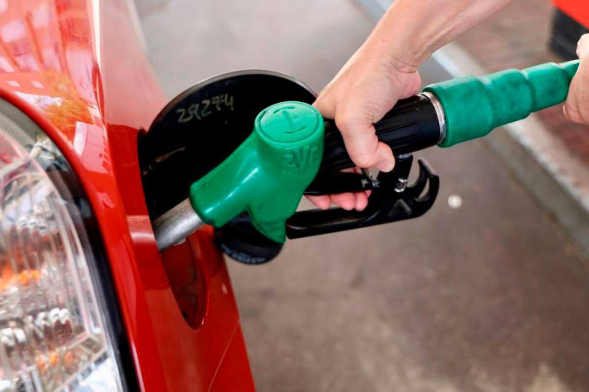 Minhacienda confirma que precio de la gasolina aumentará en noviembre