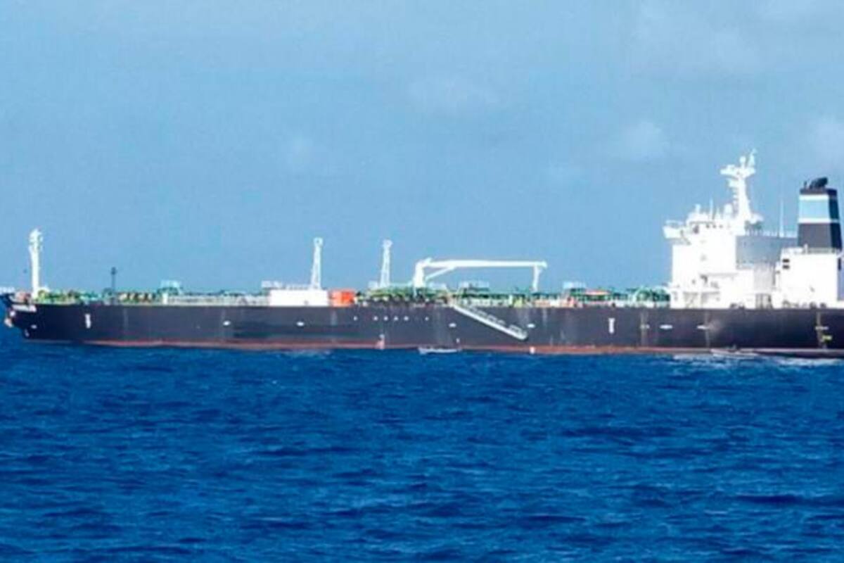 Camboya reclama barco anclado en Indonesia con casi 300.000 barriles de crudo