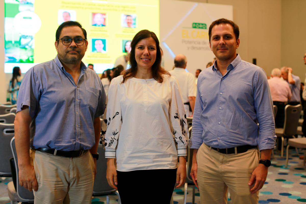 Hernán Rojas, Karina Amín y Ernesto Rubio.
