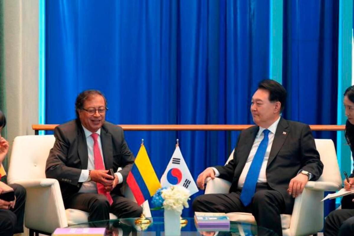 Pese a desplante, Petro se reunió con el presidente de Corea del Sur