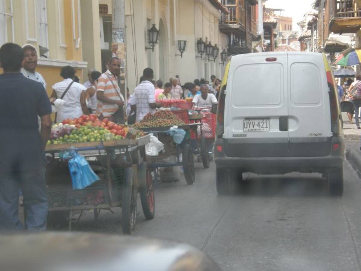 Las carretas ruedan sin control por las calles del Centro Histórico. ELUNIVERSAL.COM.CO