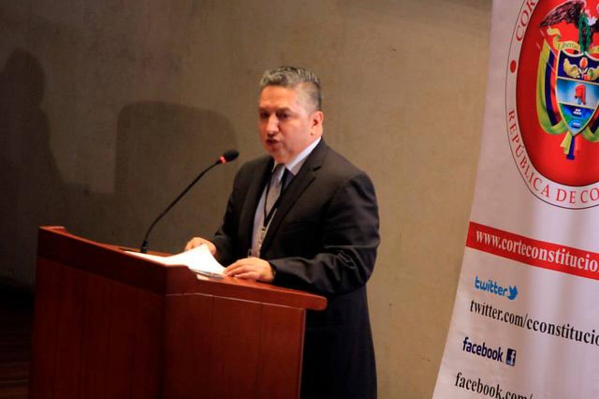Murió el periodista Herbin Hoyos por COVID-19