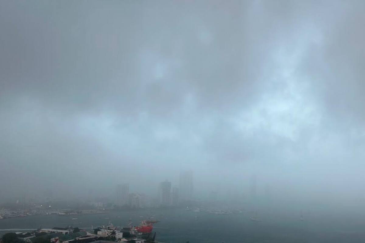 Llueve en Cartagena, ¡y también dentro de buses y estaciones de Transcaribe!