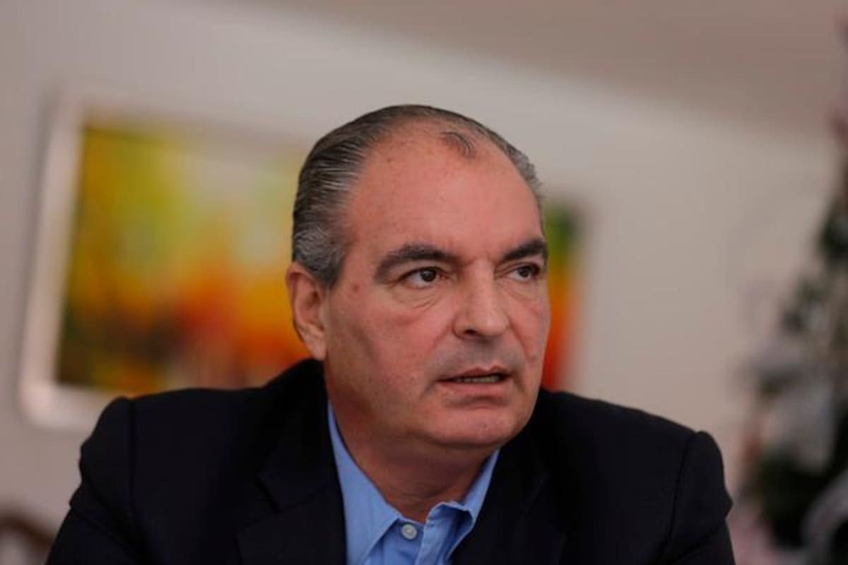 Aurelio Iragorri renunció a la presidencia del Partido de La U