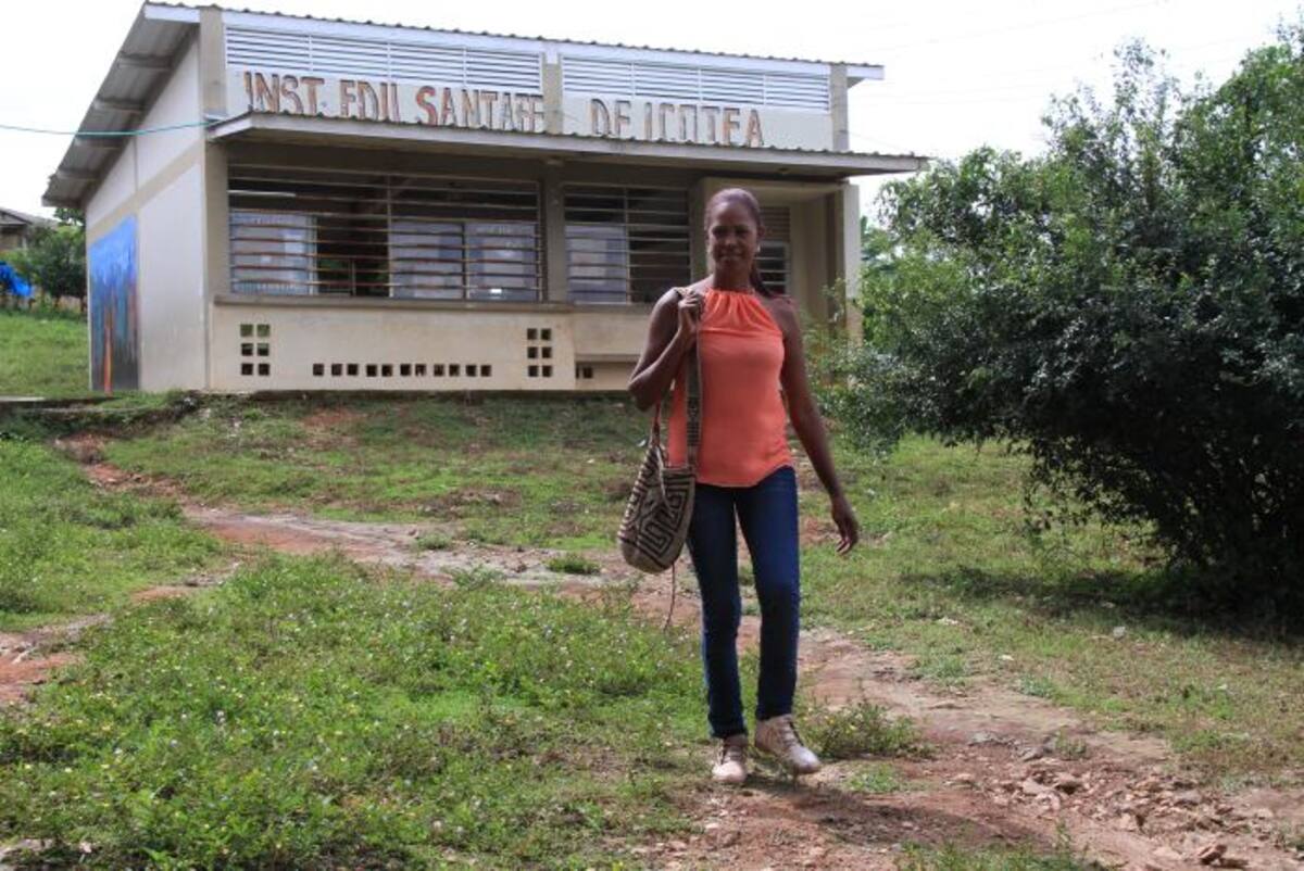 Luz Nellis es la profesora a cargo del grado tercero y además es coordinadora encargada en la escuela. Zenia Valdelamar-El Universal