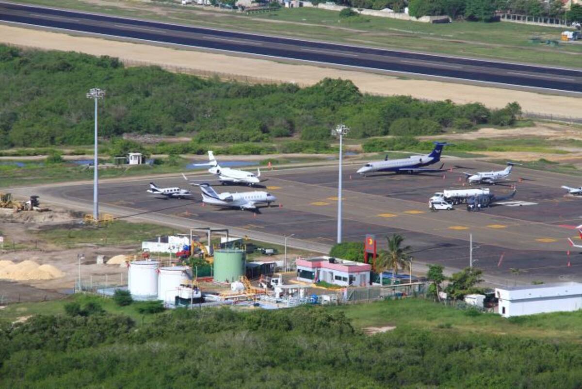 La mayoría de vuelos que llegaron al aeropuerto de Cartagena lo hicieron en la modalidad de comercial. Julio Castaño