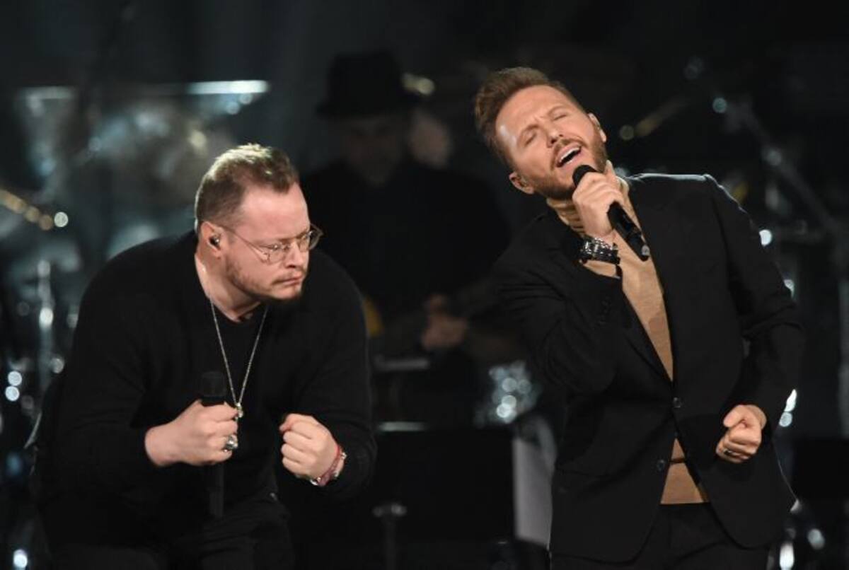 Sin bandera en los Grammy 2016 AP