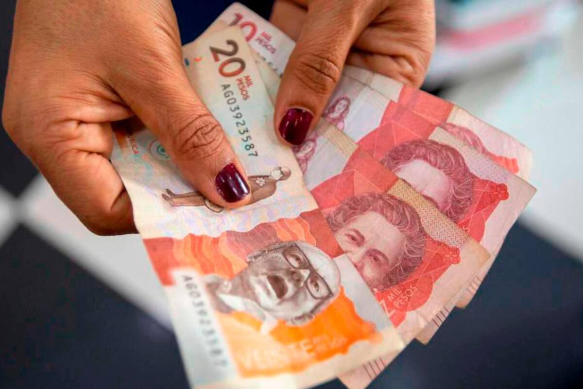 Propuesta de Salario Mínimo de 2 millones en Colombia para 2024 con condiciones