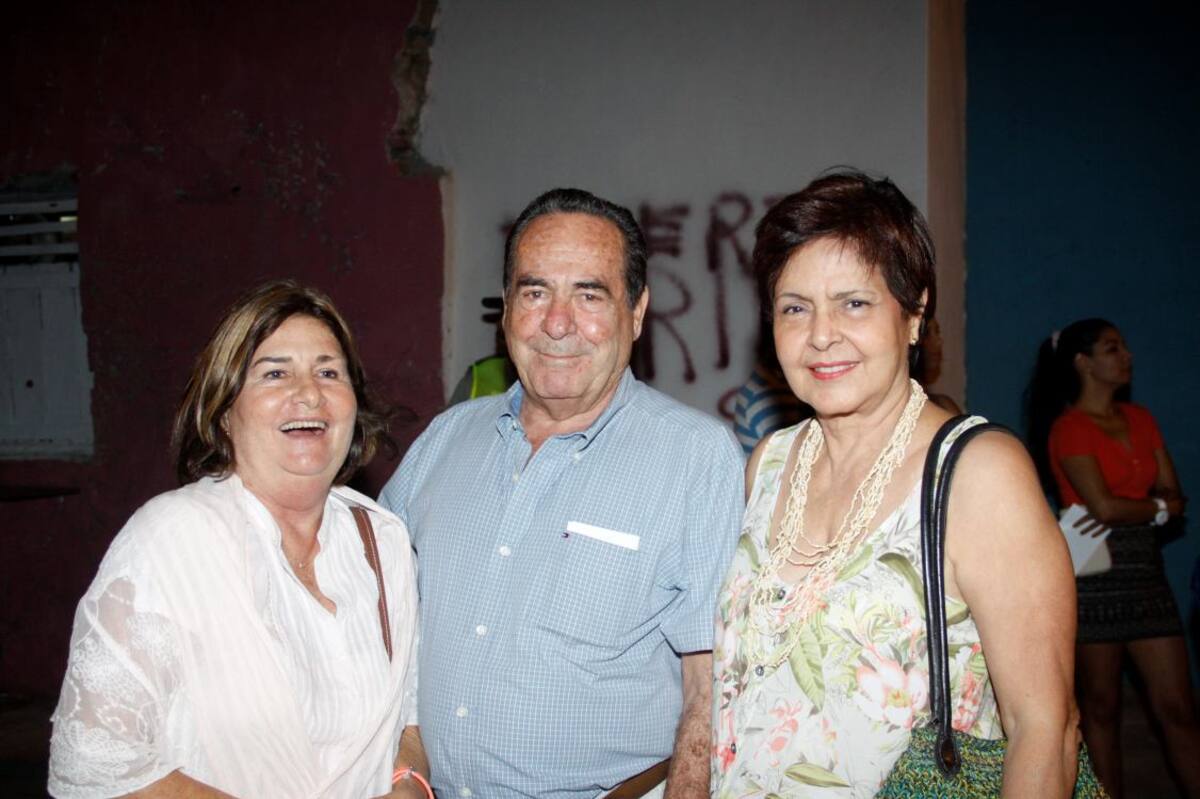 Claudia Vidal, Gabriel Quiñones y Gladys Jasbón.