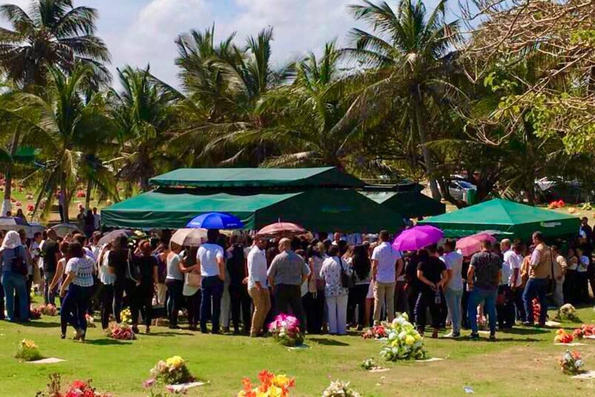 Familia y amigos de Valentina González le dieron el último adiós