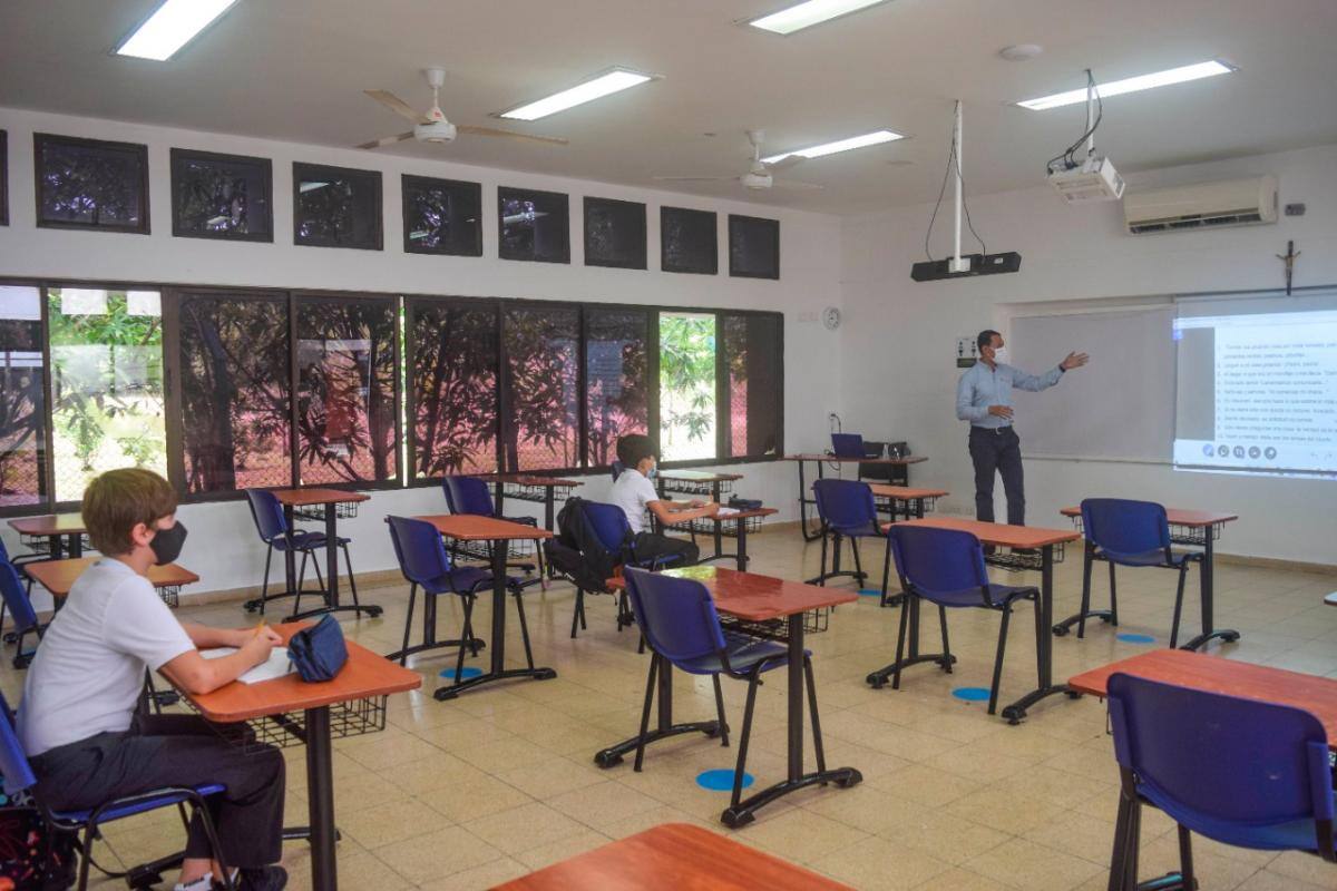 Solo 68 instituciones ya radicaron su plan de vuelta a clases 2021