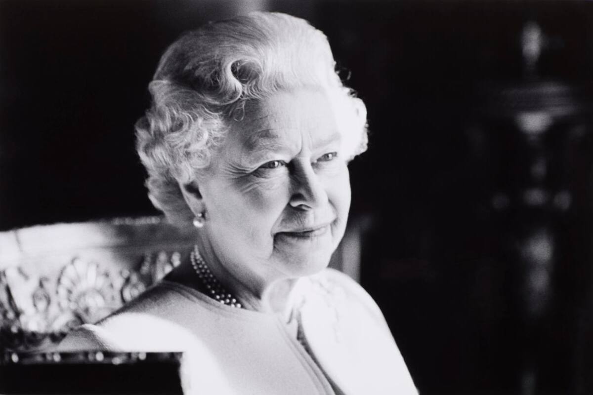 Además de Inglaterra, ¿en qué países gobernaba la reina Isabel?