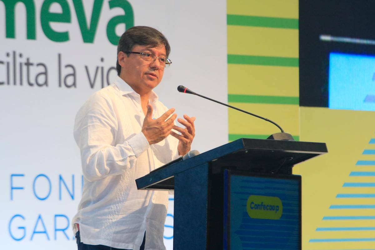 Carlos Acero, presidente ejecutivo de Confecoop. // Julio Castaño - El Universal.
