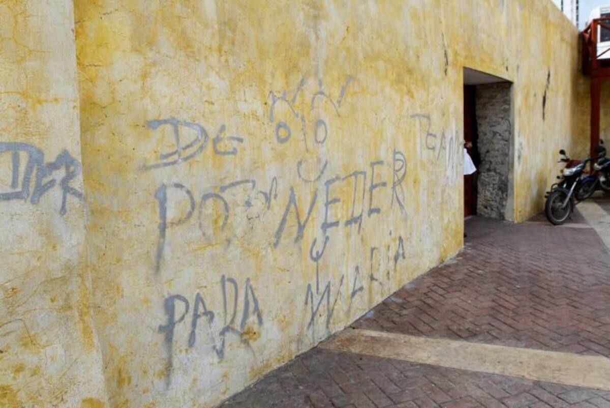 La ETCAR invitó a la ciudadanía a denunciar grafitis o cualquier otro atentado en contra del patrimonio. JULIO CASTAÑO BELTRÁN - EL UNIVERSAL