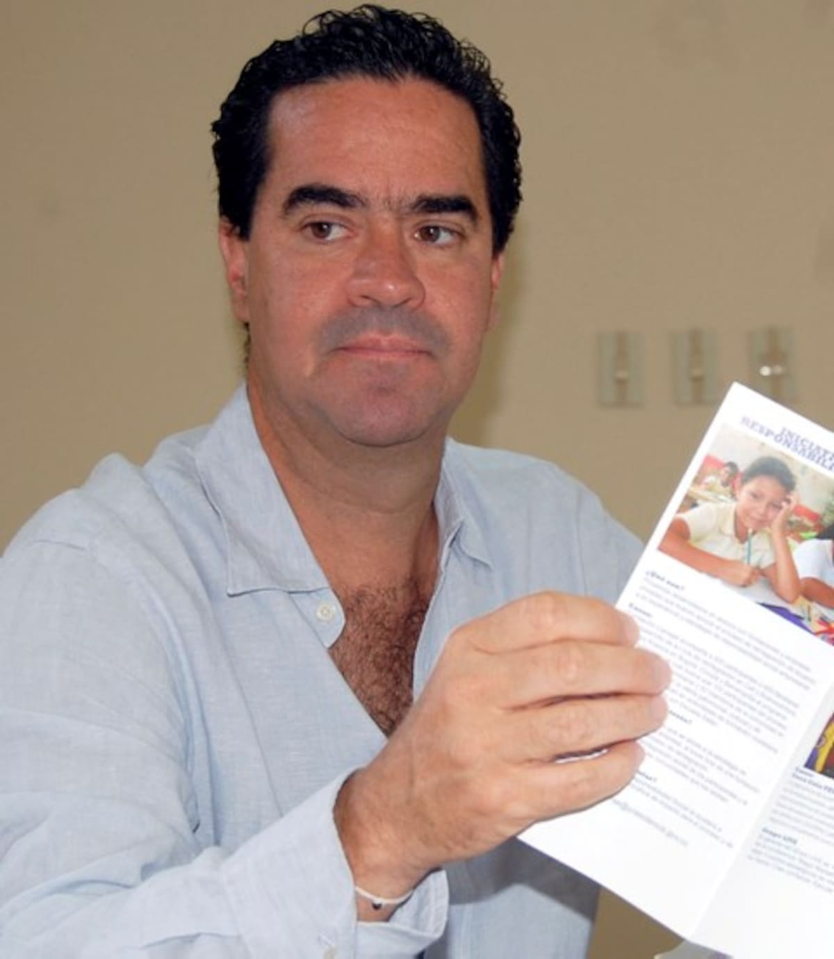Frank Pearl, Alto Consejero Presidencial para la Reintegración, presidirá hoy la oficialización del Fondo Regional de Empleo para Desmovilizados.