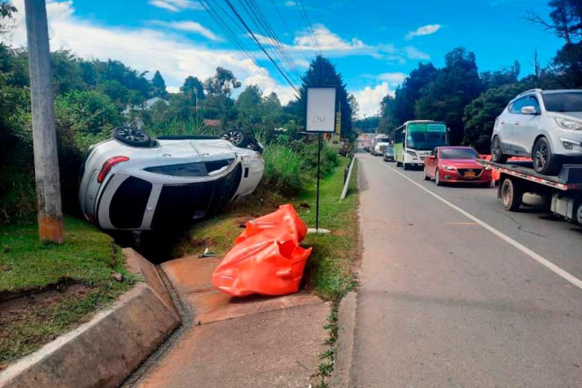 Jugador de Atlético Nacional sufre aparatoso accidente