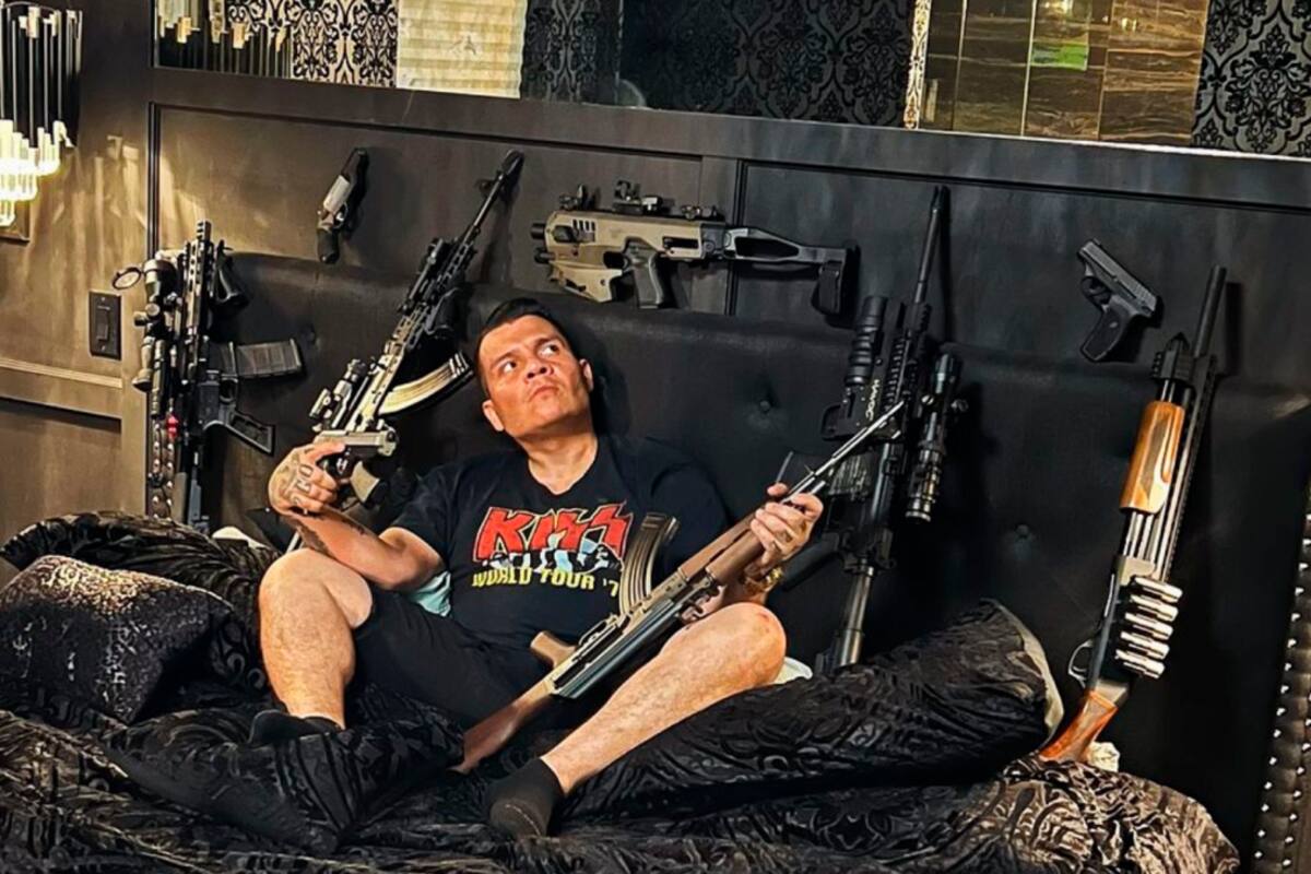 Manager de Alzate aclaró el tema de posesión de armas del cantante