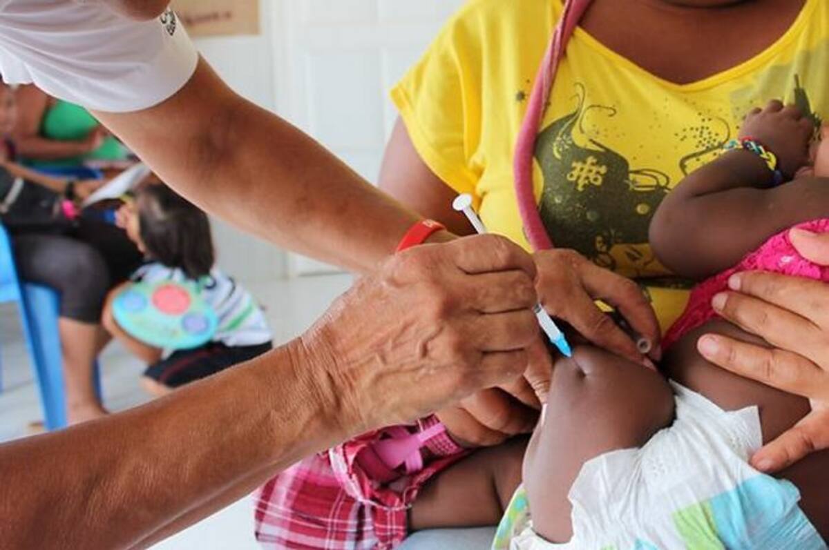 El llamado de la Secretaría de Salud de Bolívar es acudir a todos los centros de salud del departamento a vacunarse a partir de las 8 de la mañana. Archivo