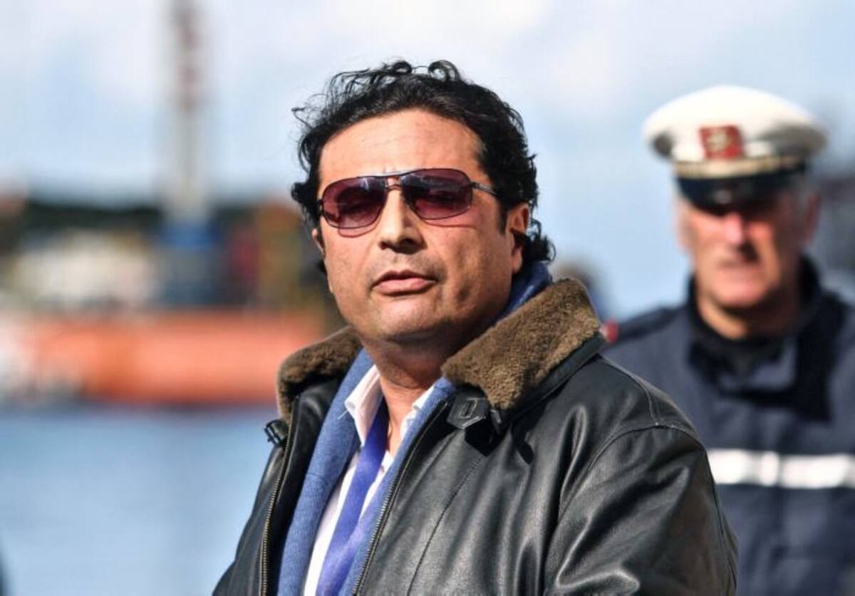 Schettino dice que su intención no fue abandonar el crucero sino que se vio a bordo de un bote salvavidas que lo llevó a tierra, salvando la vida de quienes estaban dentro. EFE-MAURIZIO DEGL'INNOCENTI