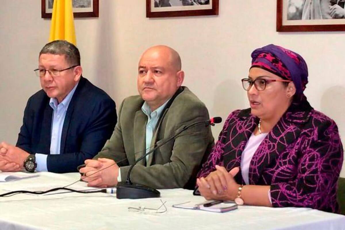 Crece la división política en el partido de las Farc