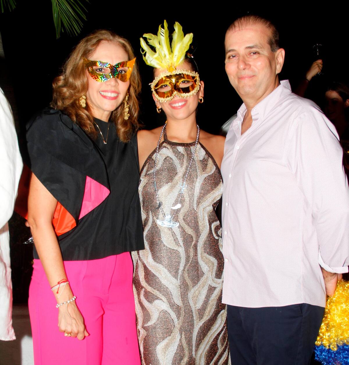 Pilar Alfonso de Viaña, Mariana Viaña y Ramón Viaña.