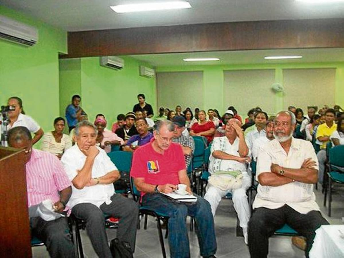 Movimiento Autonómico “Colombia, País de Regiones” se formalizó el pasado primera de junio en Santiago de Tolú. Foto/ Cortesía.