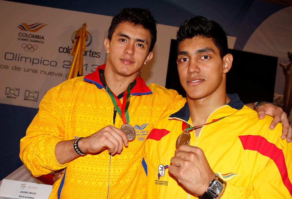 Jhony Muñoz y Jossimar Calvo, medallistas en la Copa Mundo de Gimnasia, que terminó este domingo, en Anadia, Portugal. Colprensa