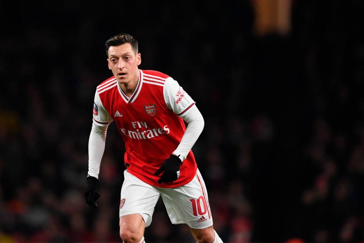 El mal momento de Mesut Özil en el Arsenal