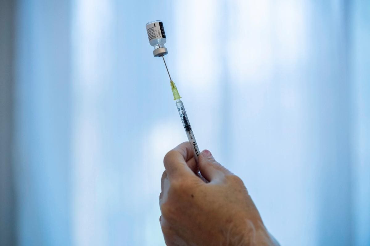 5 dudas resueltas sobre la vacuna en pacientes cardíacos