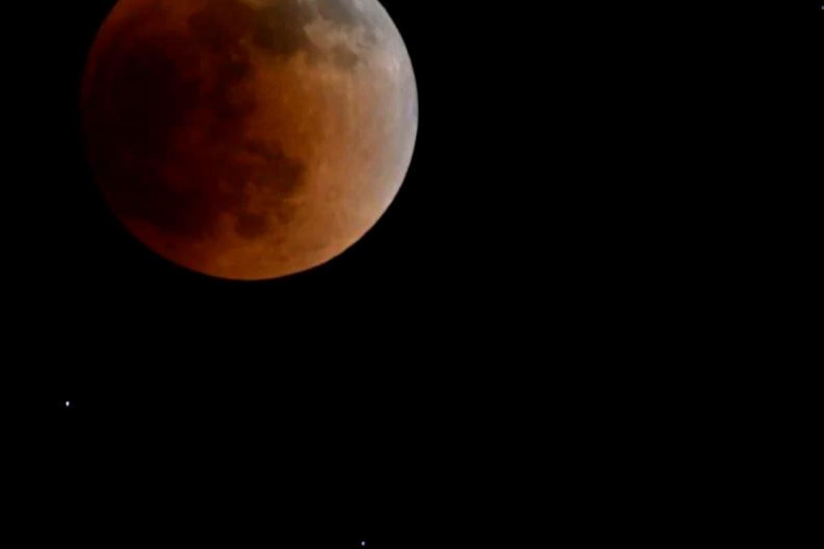 En fotos: Así se vio el eclipse lunar desde diferentes partes del mundo