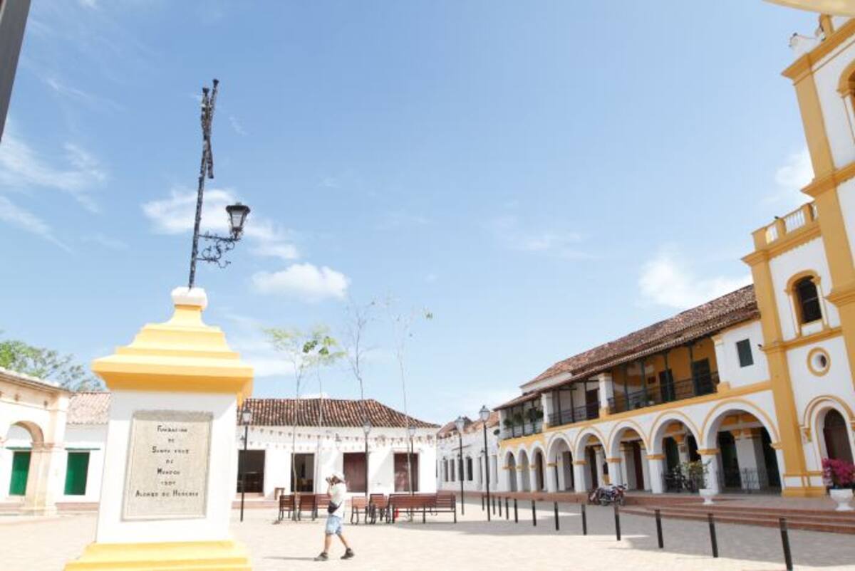 El sábado se celebró el Acuerdo para la Prosperidad número 100 en Mompox, encabezado por el presidente Juan Manuel Santos, el gobernador de Bolívar, Juan Carlos Gossaín y el alcalde del municipio José Orlando Rojas. Julio Castaño-El Universal
