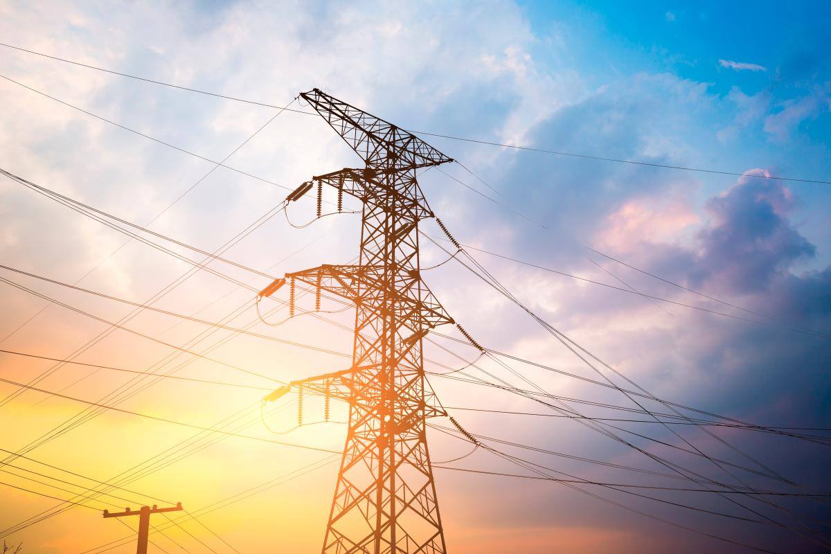 Usuarios de estratos 4, 5 y 6 ya ven reflejada la tarifa adicional de energía