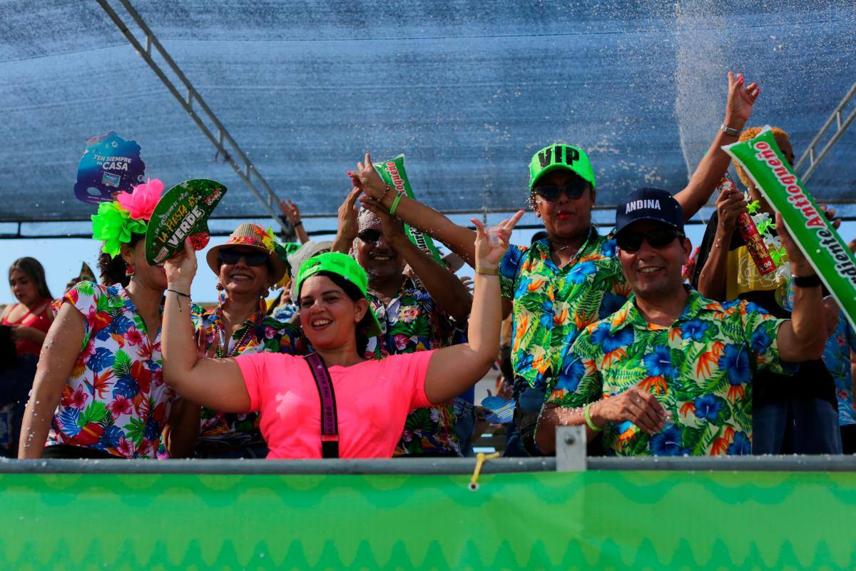 Galería: Así se gozan los cartageneros el Desfile de la Independencia