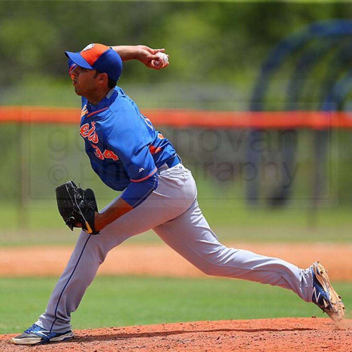 Nabil Crismatt será el pitcher abridor de Colombia ante Panamá. Archivo