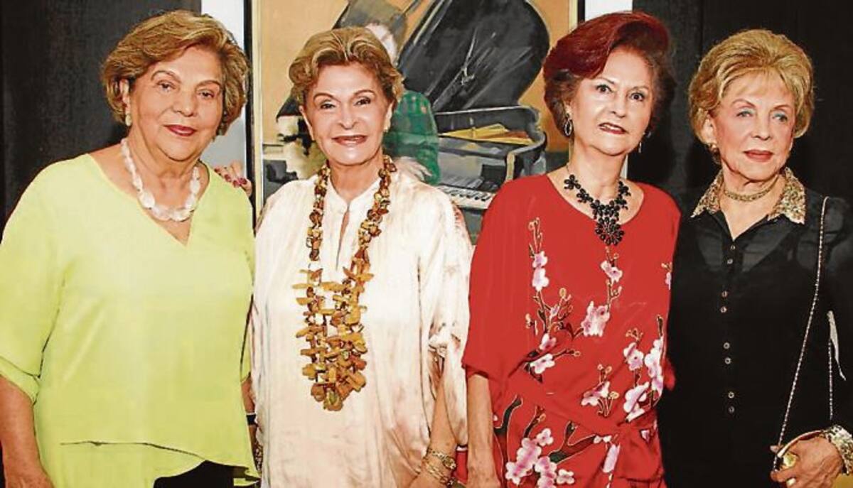 Marta Lucía Restrepo, Toñita Visbal, Norma de Piñeros y Mary Castillo. MARUJA PARRA - EL UNIVERSAL