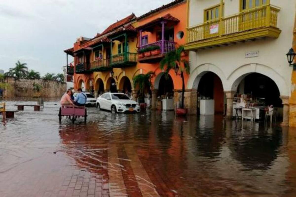 La lluvia obligó a cancelar simulacro de explosión en el Centro Histórico