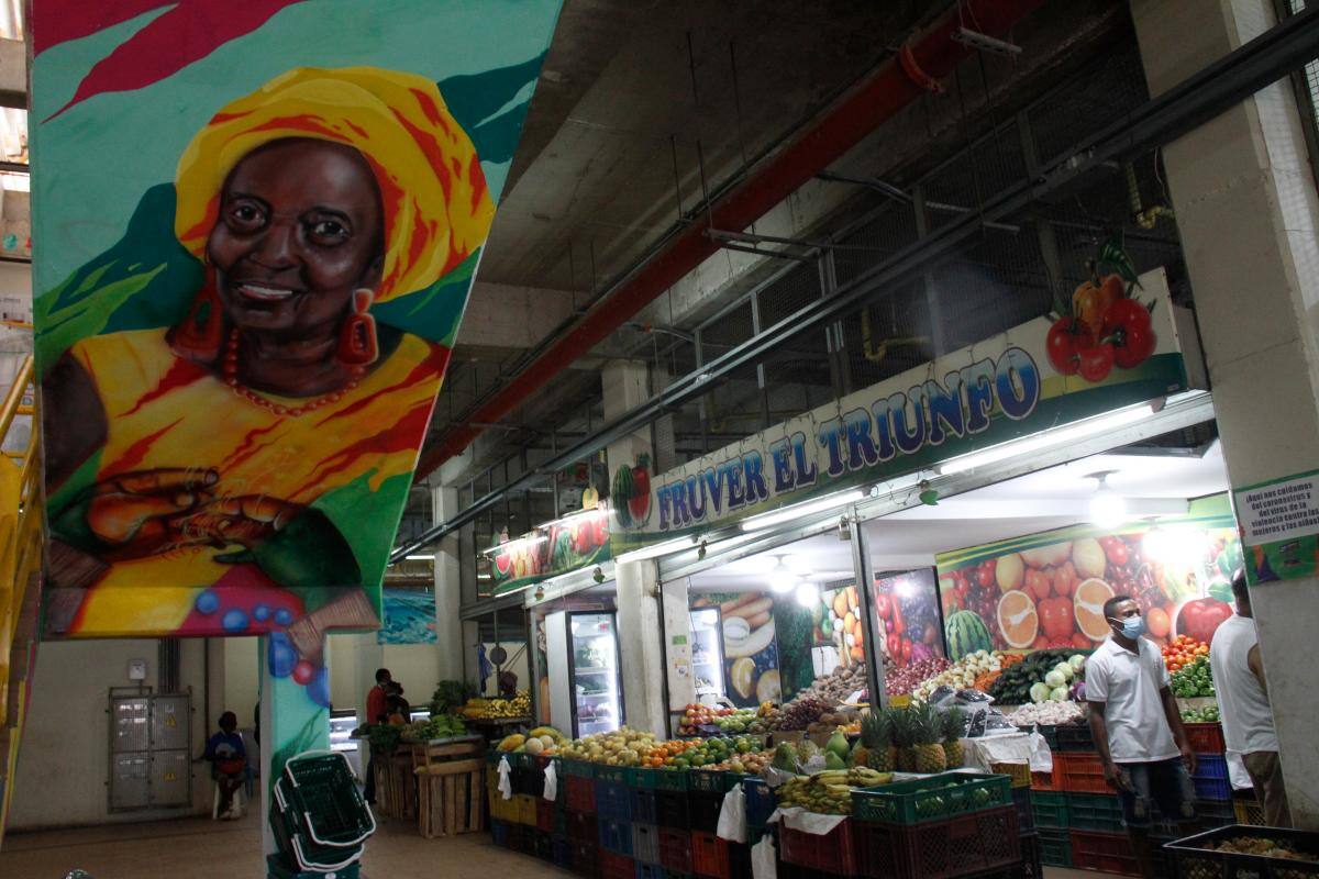 Santa Rita Plaza, un lugar para comprar barato, comer y entretenerse