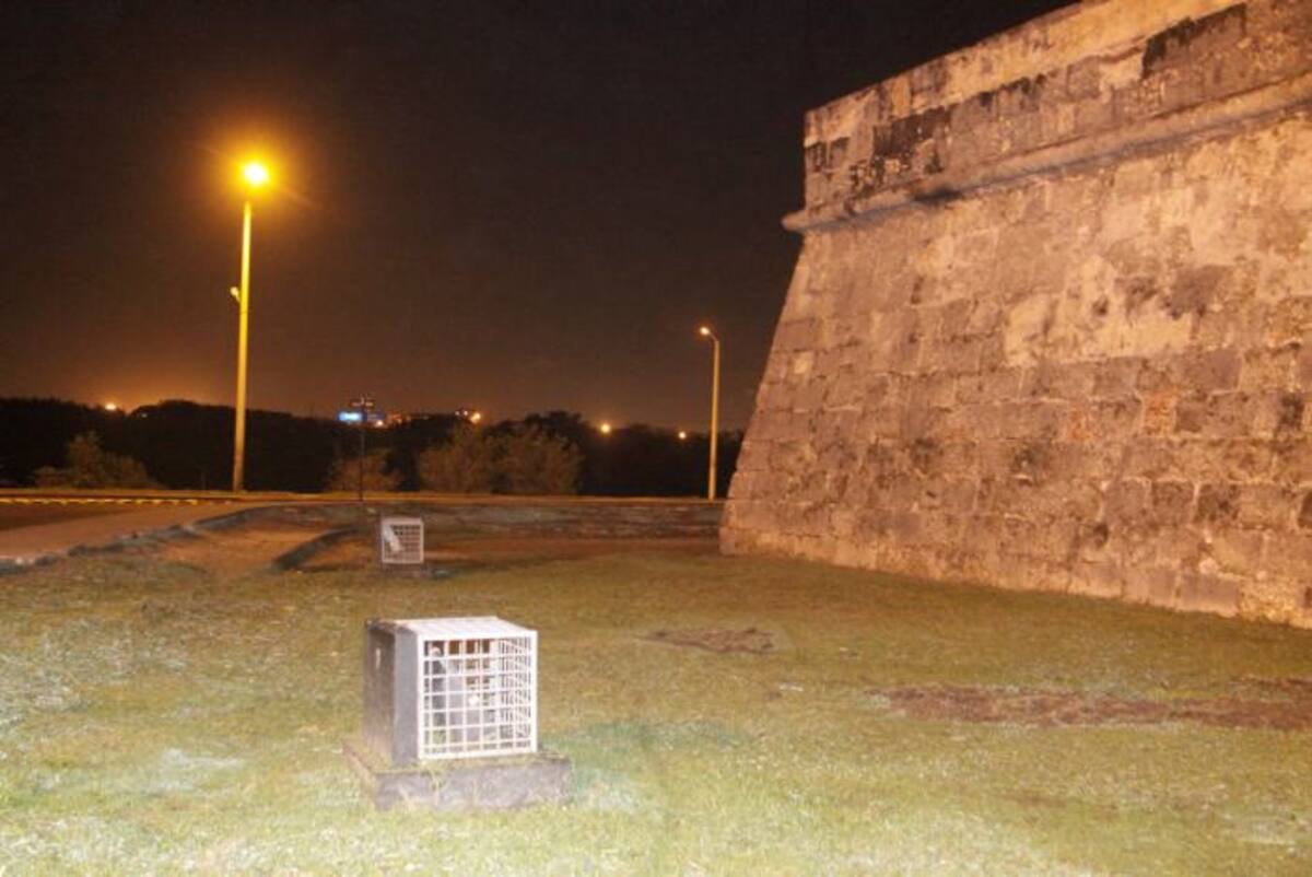 28 luminarias en total, no están en funcionamiento. Nayib Gaviria Amador