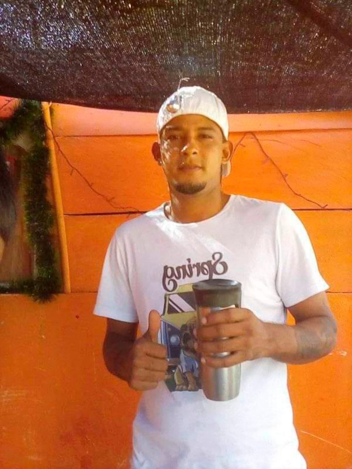 Eduardo Carrillo Gómez es el padre de la menor fallecida, y está en UCI de la Clínica Barú.