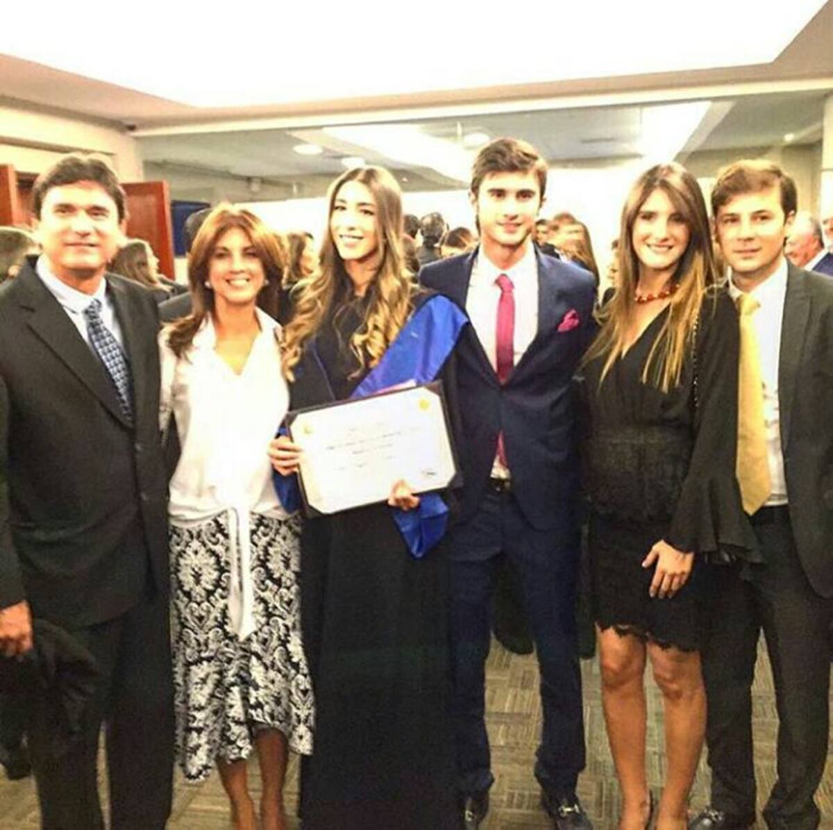 Se graduó como administradora de Empresas del colegio Superior de Administración y Mágister en Administración de Empresas de la Universidad Europea en Barcelona. Fotos: Instagram Laurabarbosat.