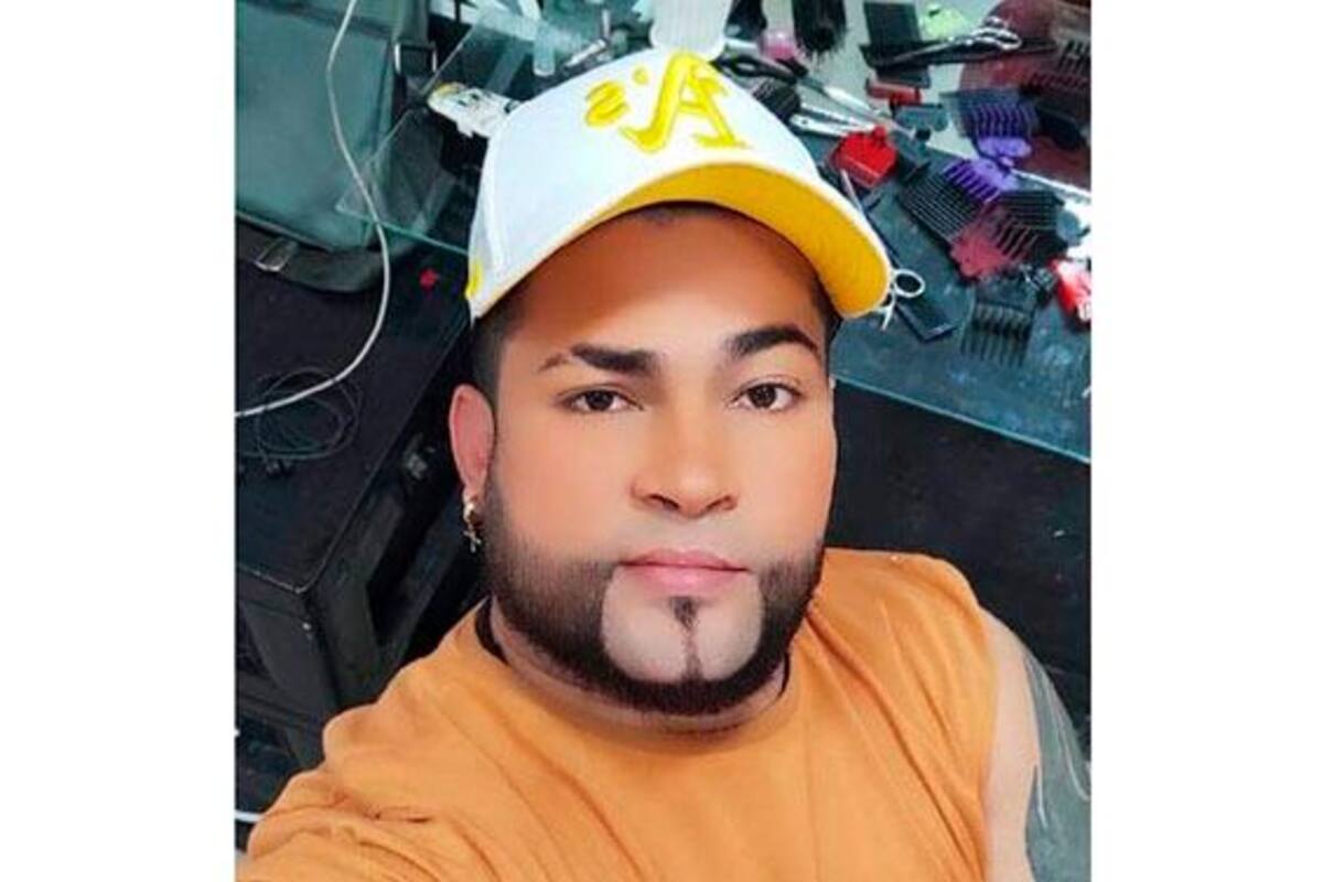 ¡Atroz! Acribillan a tiros a barbero de 24 años mientras trabajaba