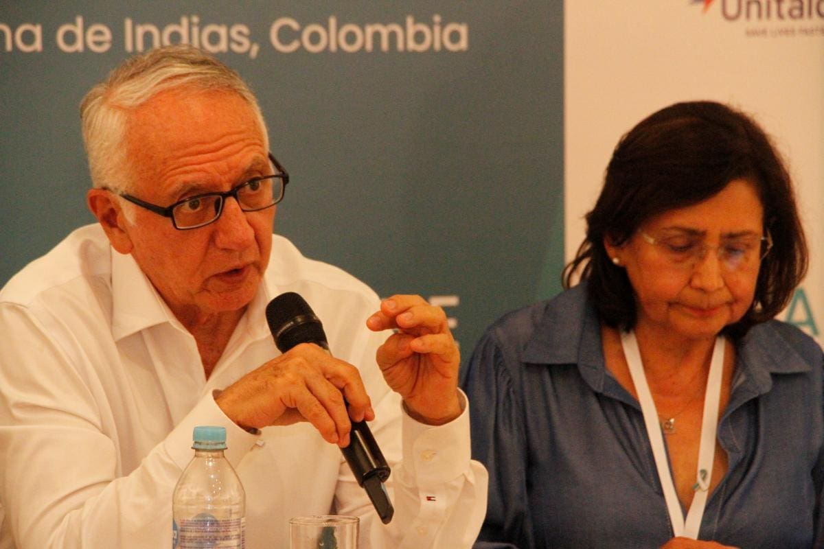 Vacunación contra el cáncer de cuello uterino está repuntando en Colombia