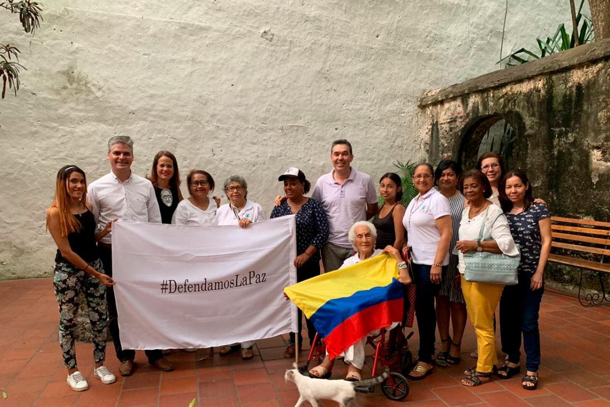 El país se une para rechazar la violencia contra líderes