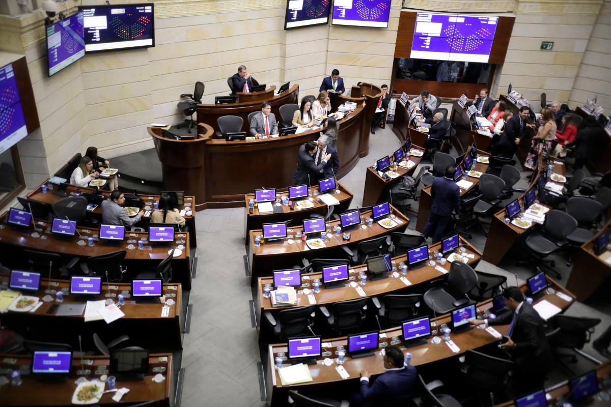 Dificultades del Acuerdo de Paz, a debate en el Senado