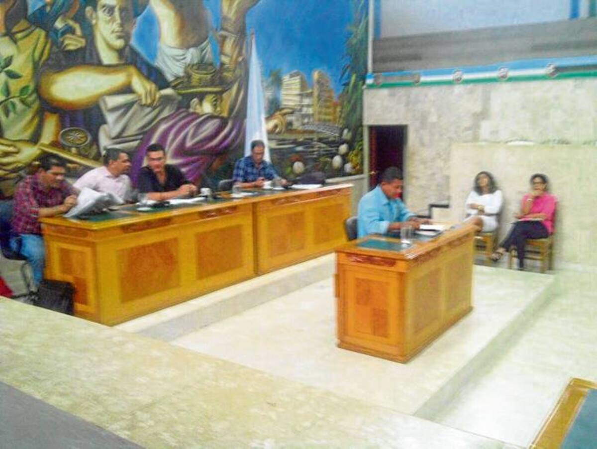 Diputados respondieron a críticas de concejales de Montelíbano.