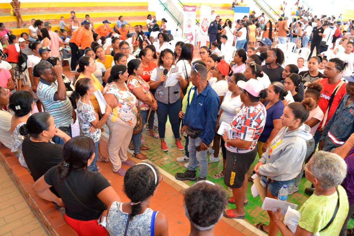Más de 1.200 personas atendidas en jornada de atención integral en Arroz Barato