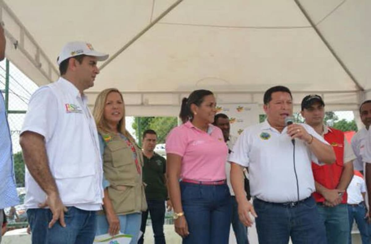 CORTESÍA