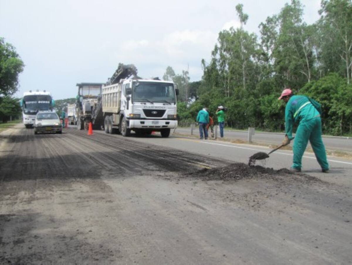Autopistas del Sol ejecuta obras de infraestructura vial en importantes corredores viales de Bolívar: La Cordialidad y Troncal de Occidente. JUAN GUILLERMO CASTRO PINEDA - EL UNIVERSAL